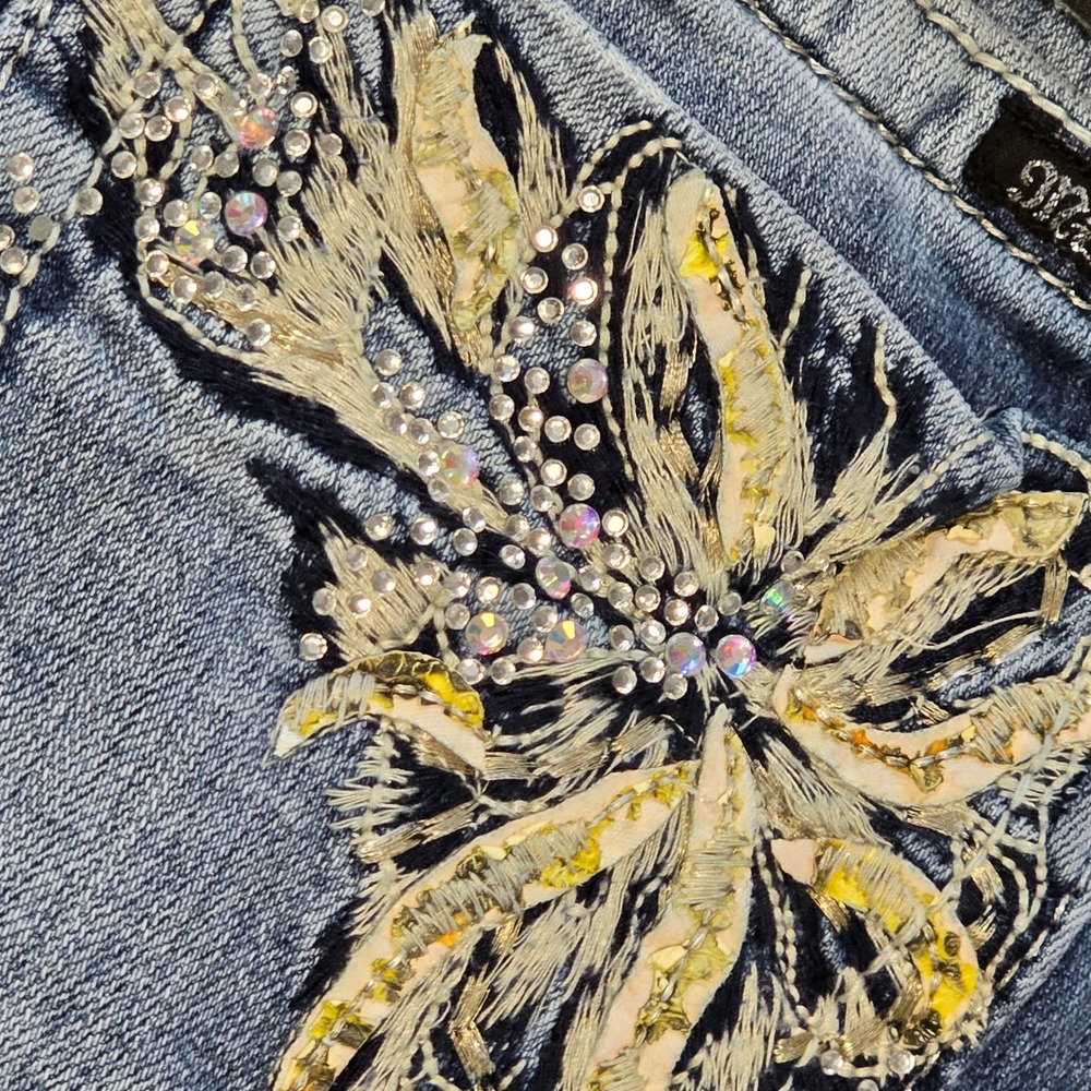 Miss Me Women Size 31 Skinny Jeans Blue Rhinestone Floral Pockets - Picture 14 of 14